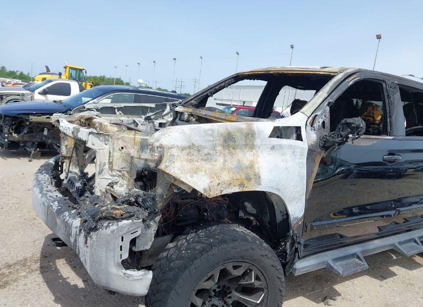 Photo 11 of 2019 Chevrolet Silverado 1500 RST (VIN 1GCUYEED8KZ348906)