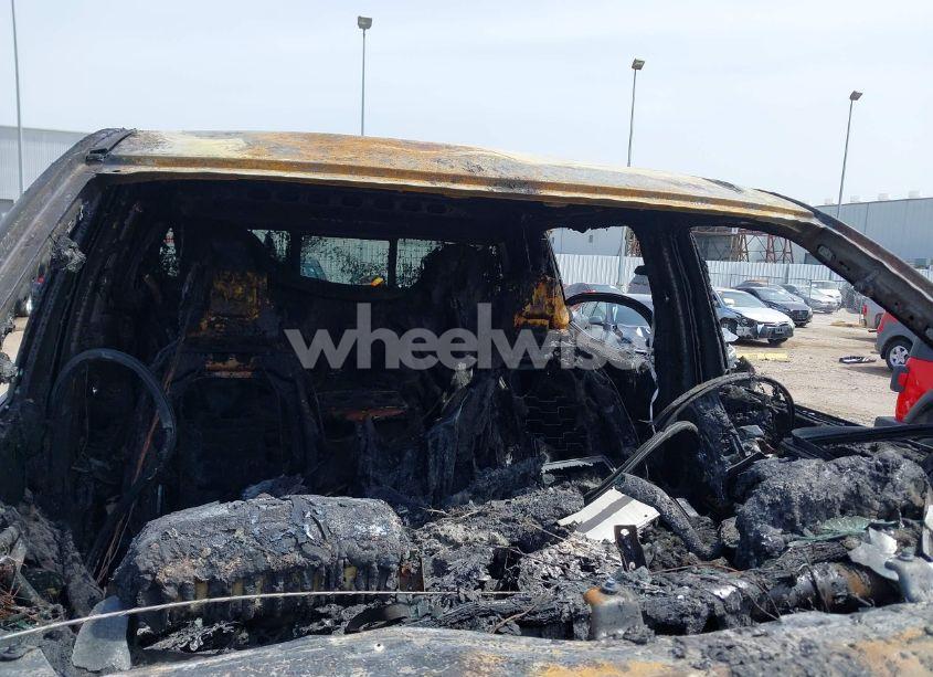 Photo 13 of 2019 Chevrolet Silverado 1500 RST (VIN 1GCUYEED8KZ348906)