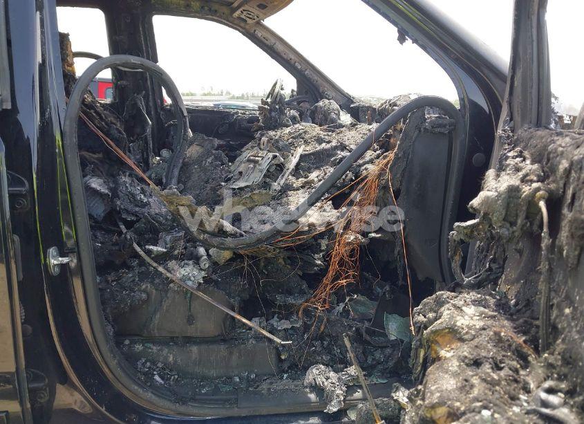 Photo 5 of 2019 Chevrolet Silverado 1500 RST (VIN 1GCUYEED8KZ348906)