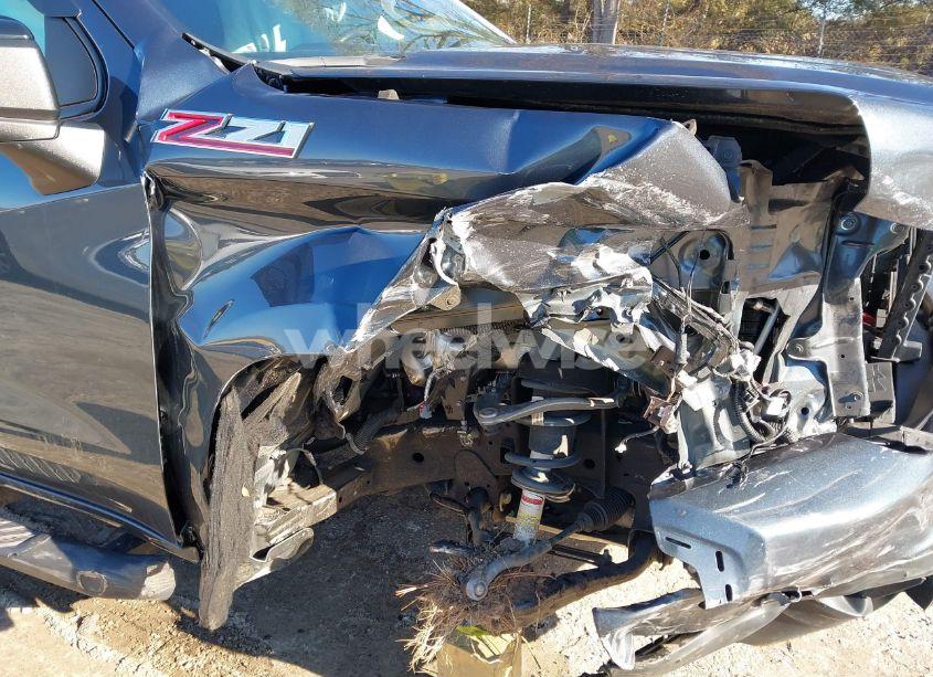 Photo 6 of 2021 Chevrolet Silverado 1500 4WD SHORT BED RST (VIN 1GCUYEED8MZ269481)