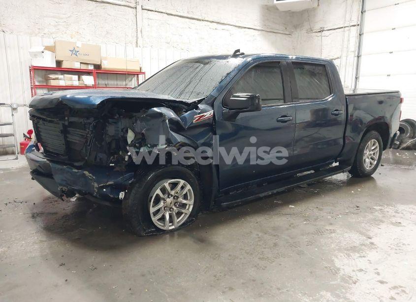 Photo 2 of 2021 Chevrolet Silverado 1500 4WD SHORT BED RST (VIN 1GCUYEED8MZ342347)