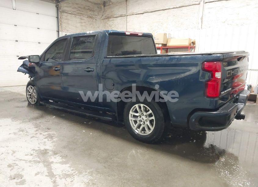 Photo 3 of 2021 Chevrolet Silverado 1500 4WD SHORT BED RST (VIN 1GCUYEED8MZ342347)