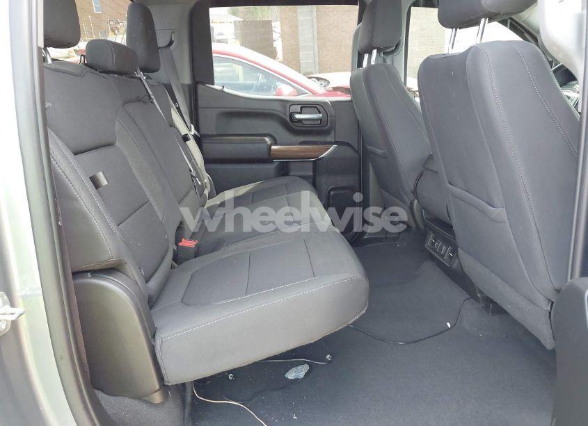 Photo 8 of 2021 Chevrolet Silverado 1500 4WD SHORT BED RST (VIN 1GCUYEED8MZ430721)