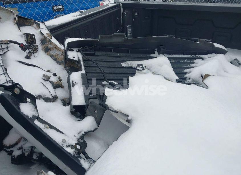 Photo 12 of 2019 Chevrolet Silverado 1500 RST (VIN 1GCUYEED9KZ158323)