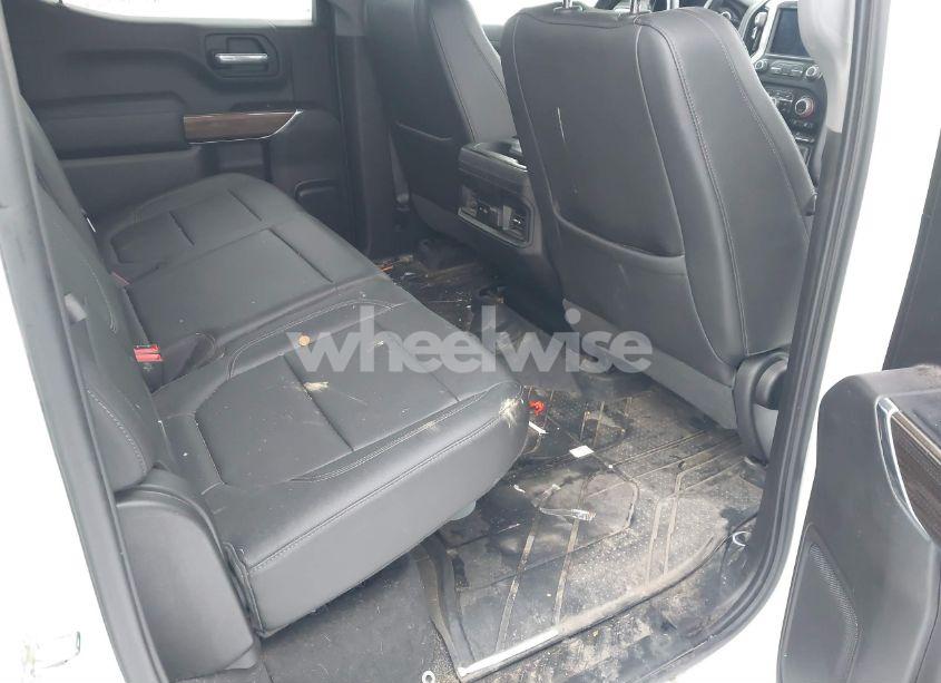 Photo 8 of 2019 Chevrolet Silverado 1500 RST (VIN 1GCUYEED9KZ158323)