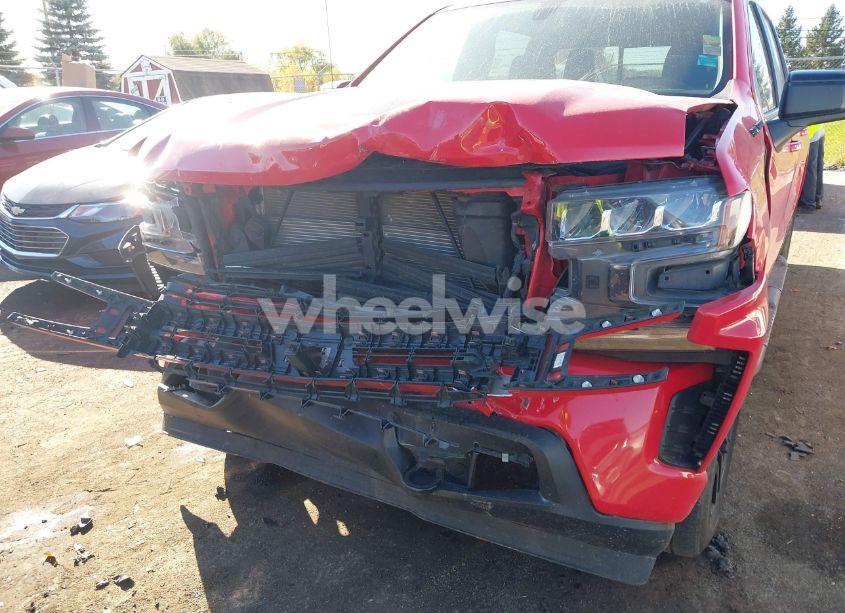 Photo 6 of 2020 Chevrolet Silverado 1500 4WD SHORT BED RST (VIN 1GCUYEED9LZ245821)