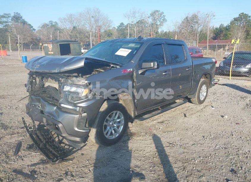 Photo 2 of 2021 Chevrolet Silverado 1500 4WD SHORT BED RST (VIN 1GCUYEED9MZ134316)