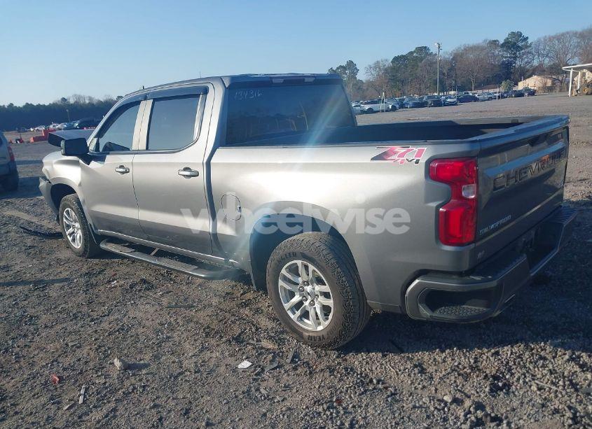 Photo 3 of 2021 Chevrolet Silverado 1500 4WD SHORT BED RST (VIN 1GCUYEED9MZ134316)
