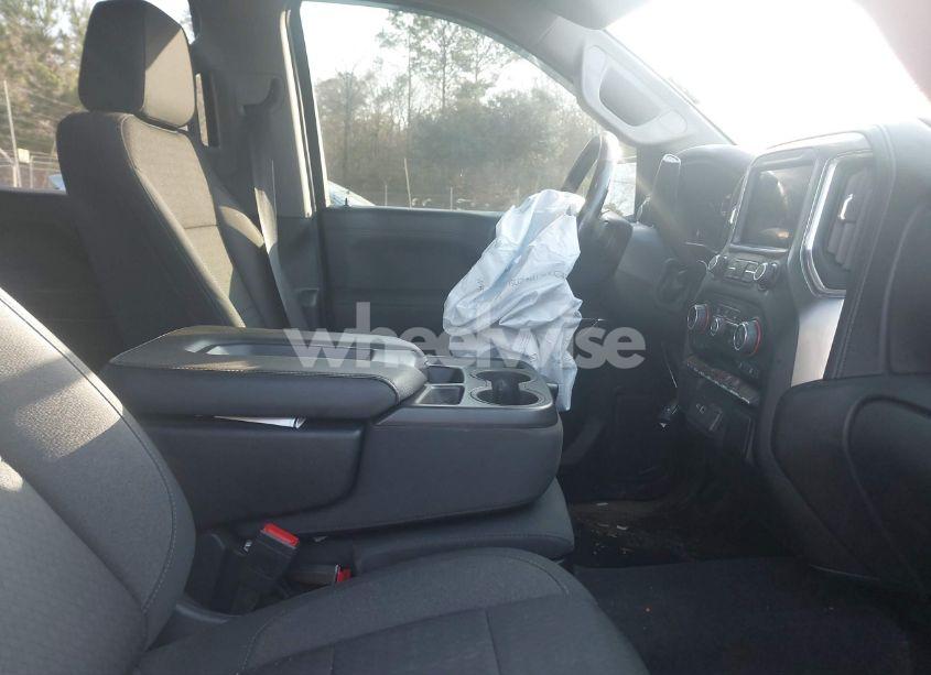 Photo 5 of 2021 Chevrolet Silverado 1500 4WD SHORT BED RST (VIN 1GCUYEED9MZ134316)