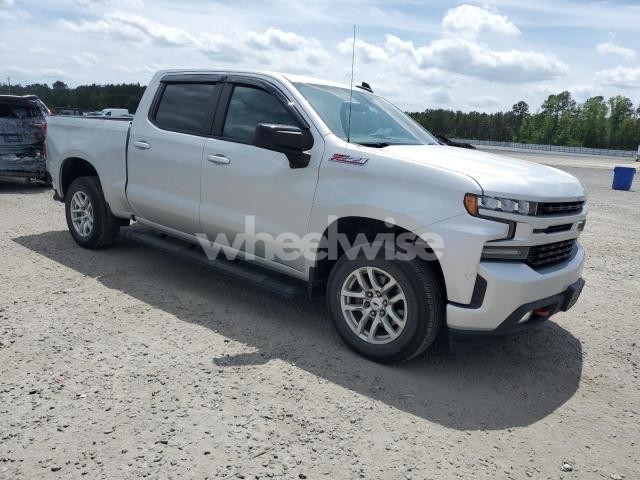 Photo 2 of 2019 CHEVROLET SILVERADO K1500 RST (VIN 1GCUYEEDXKZ108577)