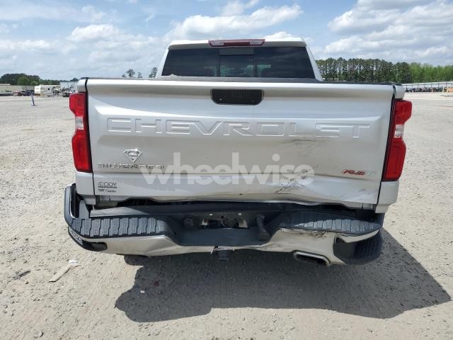 Photo 4 of 2019 CHEVROLET SILVERADO K1500 RST (VIN 1GCUYEEDXKZ108577)