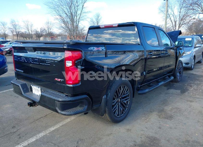 Photo 4 of 2019 Chevrolet Silverado 1500 RST (VIN 1GCUYEEDXKZ113553)