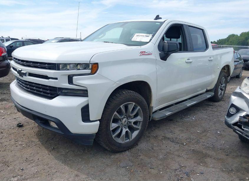 Photo 2 of 2020 Chevrolet Silverado 1500 4WD SHORT BED RST (VIN 1GCUYEEDXLZ304309)