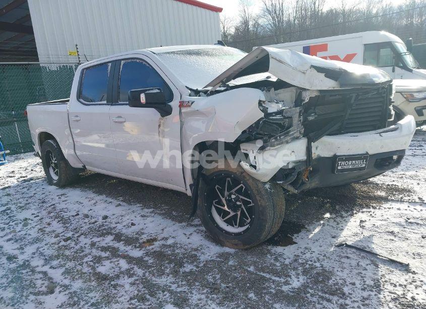 2021 Chevrolet Silverado 1500 (VIN 1GCUYEEDXMZ203577) main photo