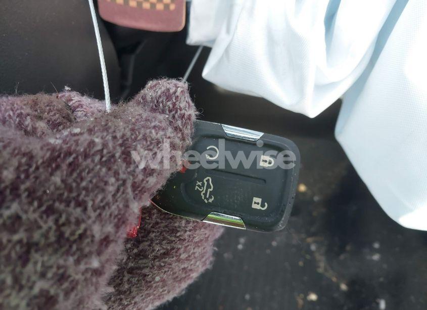 Photo 11 of 2021 Chevrolet Silverado 1500 (VIN 1GCUYEEDXMZ203577)