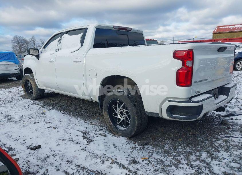 Photo 3 of 2021 Chevrolet Silverado 1500 (VIN 1GCUYEEDXMZ203577)