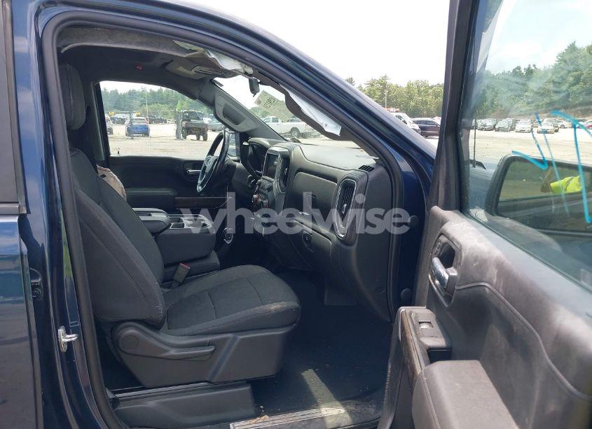 Photo 5 of 2021 Chevrolet Silverado 1500 4WD STANDARD BED RST (VIN 1GCUYEEL4MZ427838)