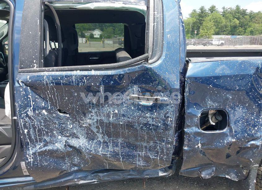 Photo 6 of 2021 Chevrolet Silverado 1500 4WD STANDARD BED RST (VIN 1GCUYEEL4MZ427838)