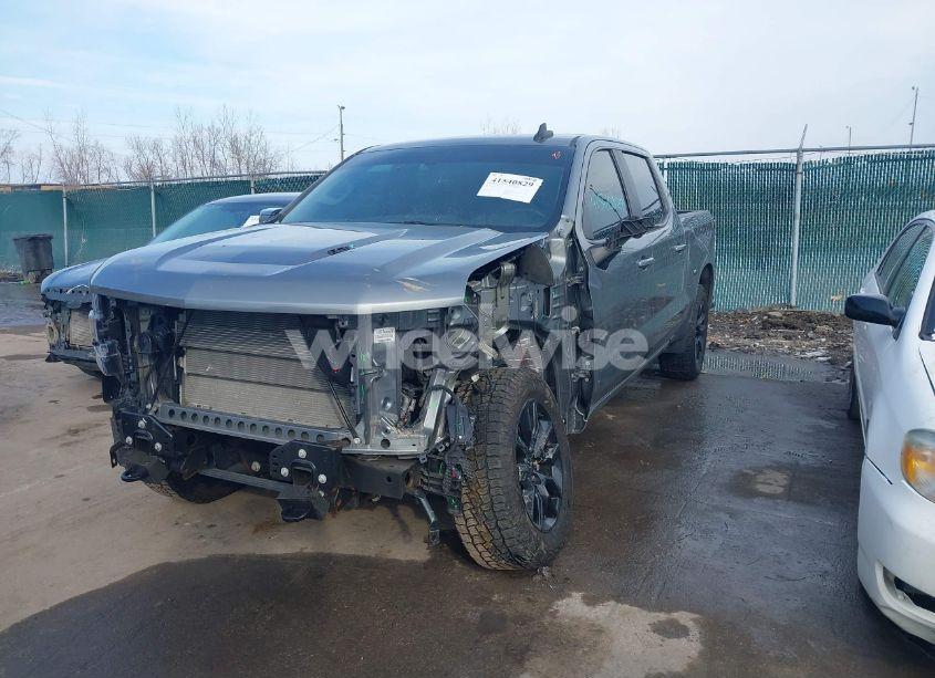 Photo 2 of 2022 Chevrolet Silverado 1500 LTD 4WD SHORT BED RST (VIN 1GCUYEEL6NZ171722)