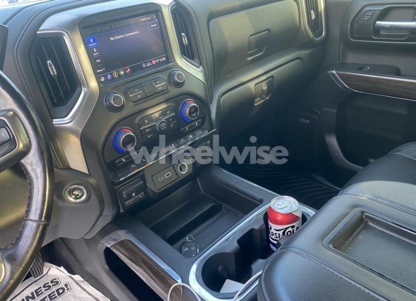 Photo 5 of 2020 Chevrolet Silverado 1500 4WD SHORT BED RST (VIN 1GCUYEEL8LZ230024)