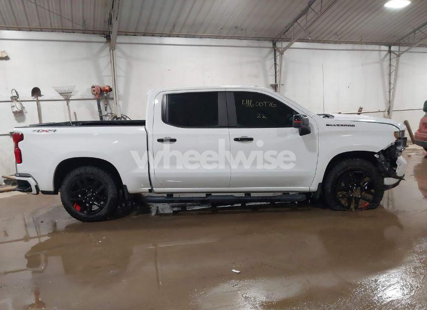 Photo 13 of 2022 Chevrolet Silverado 1500 LTD 4WD SHORT BED RST (VIN 1GCUYEEL9NZ140464)