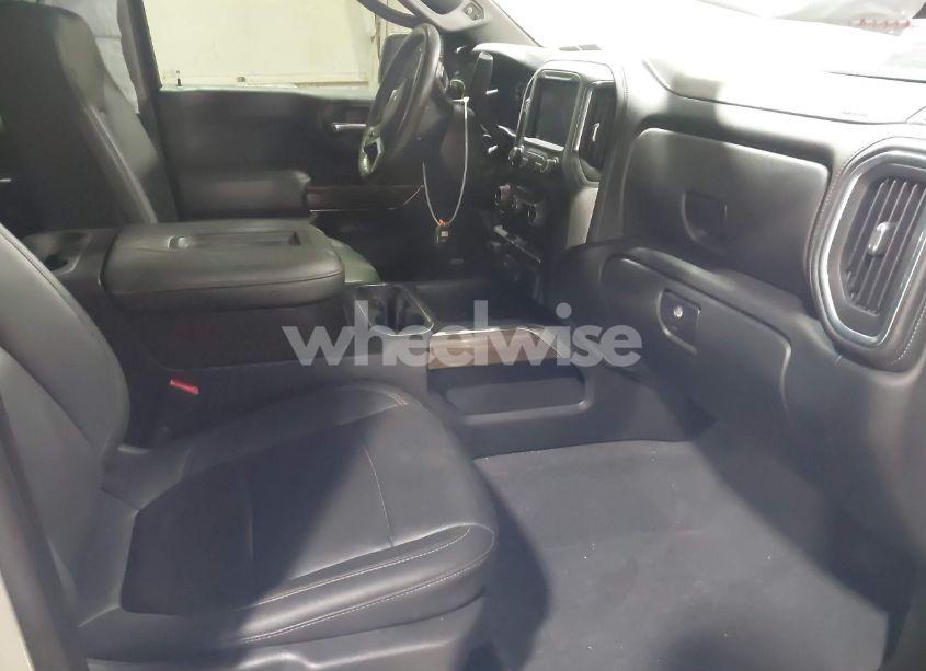 Photo 5 of 2022 Chevrolet Silverado 1500 LTD 4WD SHORT BED RST (VIN 1GCUYEEL9NZ140464)