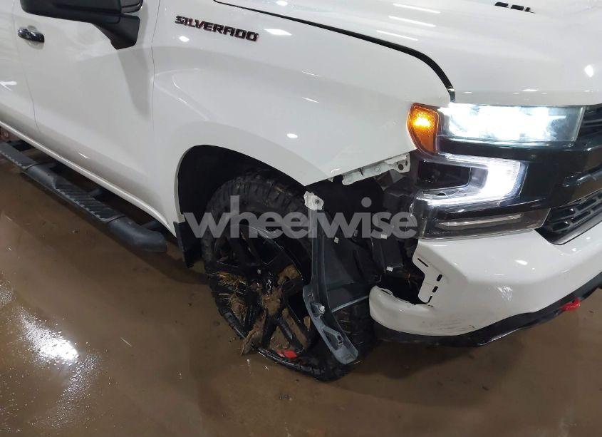 Photo 6 of 2022 Chevrolet Silverado 1500 LTD 4WD SHORT BED RST (VIN 1GCUYEEL9NZ140464)