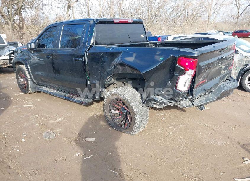 Photo 3 of 2022 Chevrolet Silverado 1500 LTD 4WD SHORT BED RST (VIN 1GCUYEEL9NZ185954)