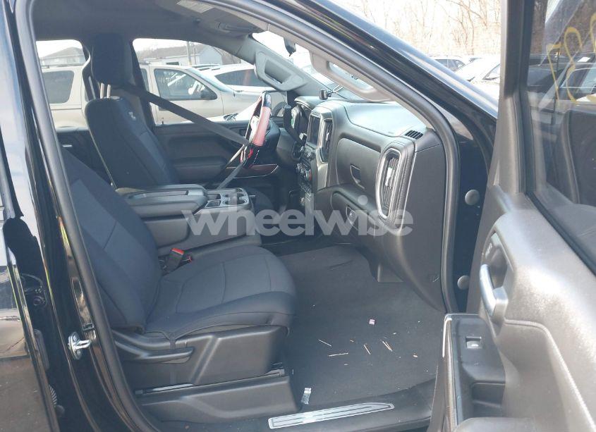 Photo 5 of 2022 Chevrolet Silverado 1500 LTD 4WD SHORT BED RST (VIN 1GCUYEEL9NZ185954)