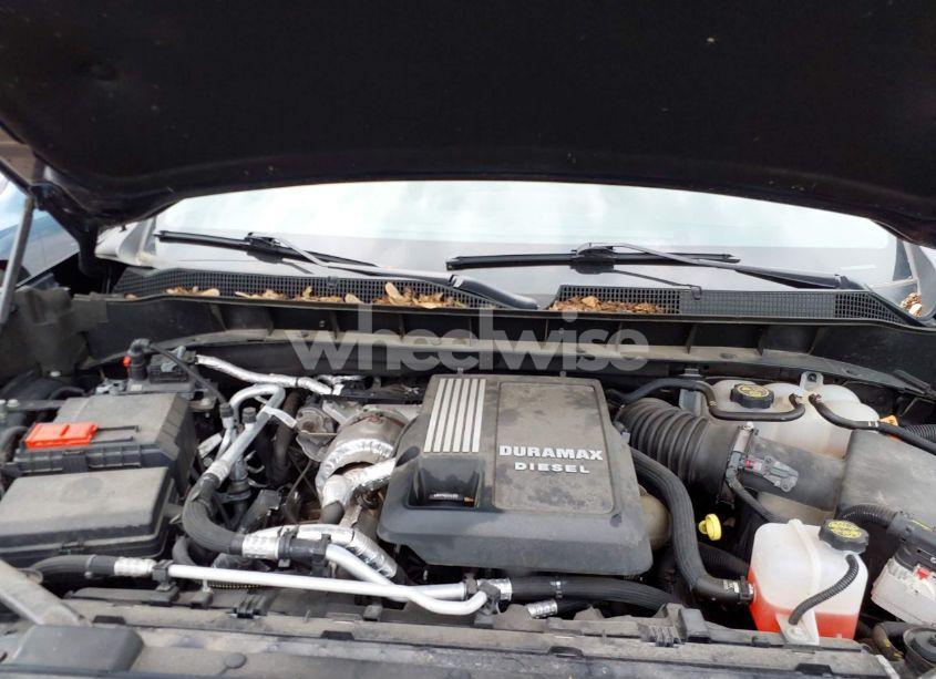 Photo 10 of 2021 Chevrolet Silverado 1500 4WD SHORT BED RST (VIN 1GCUYEET1MZ355223)