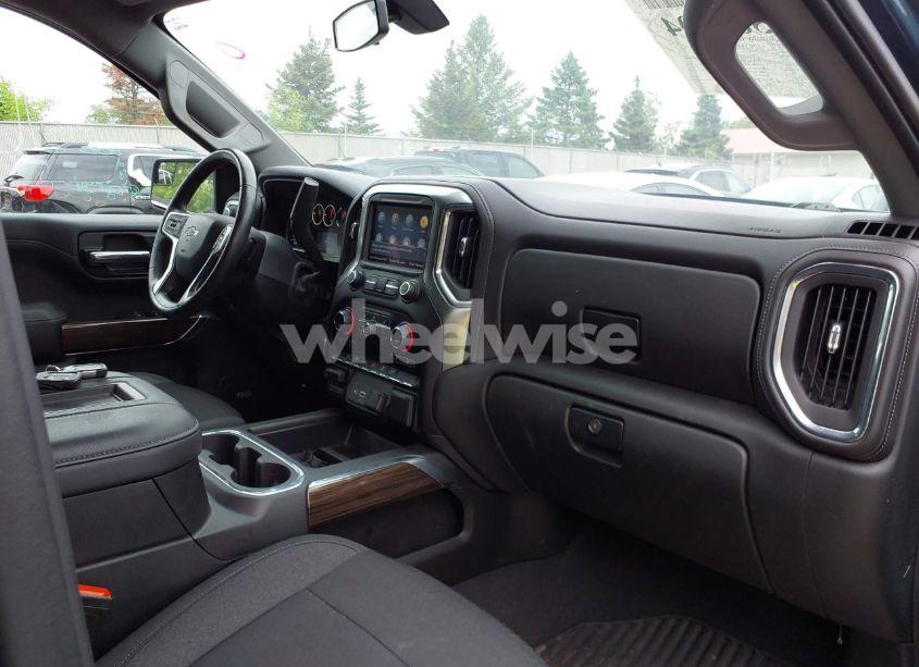 Photo 5 of 2021 Chevrolet Silverado 1500 4WD SHORT BED RST (VIN 1GCUYEET1MZ355223)