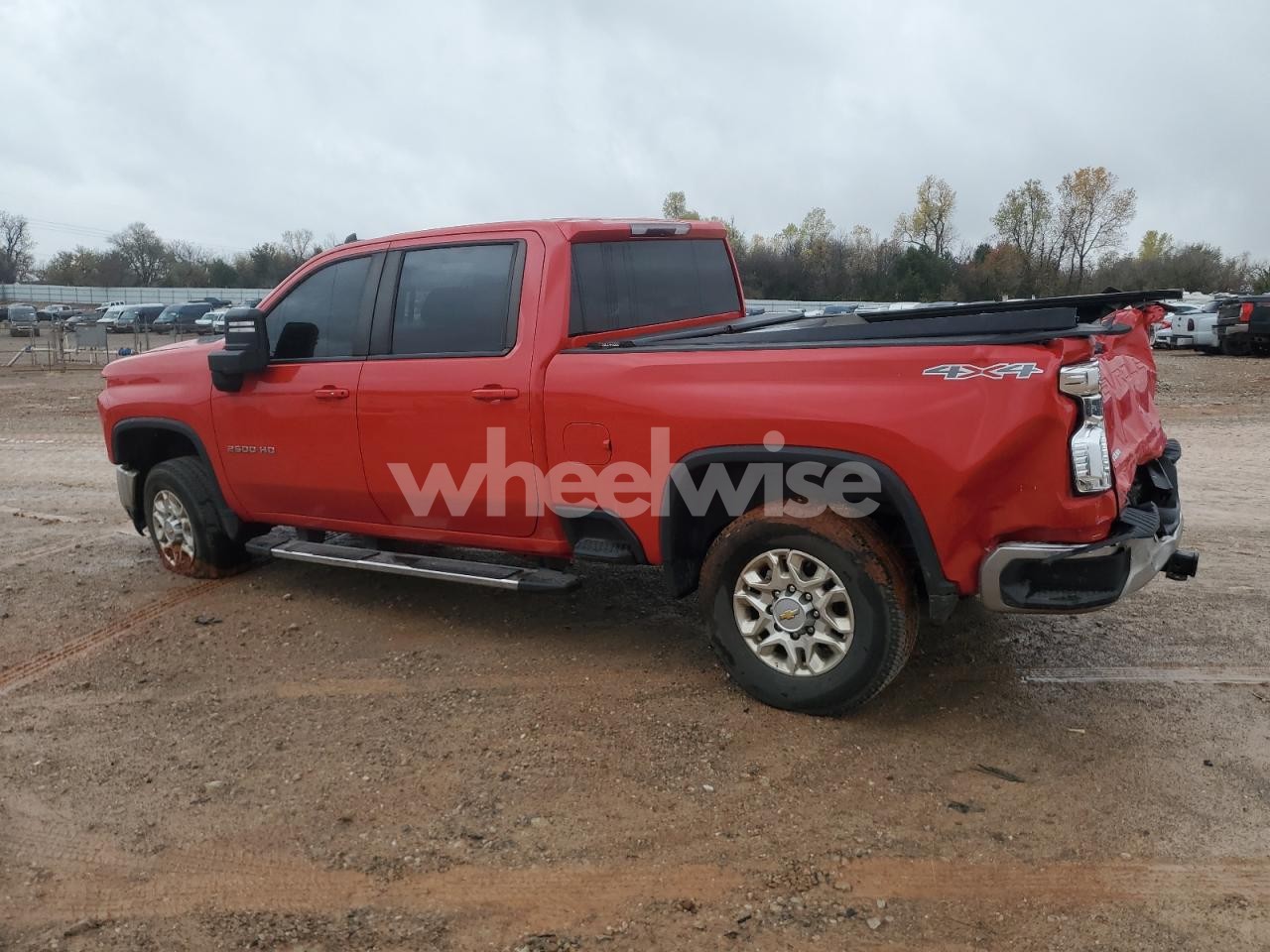 Photo 2 of 2023 CHEVROLET SILVERADO K2500 HEAVY DUTY LT (VIN 1GCUYEET1NZ187391)
