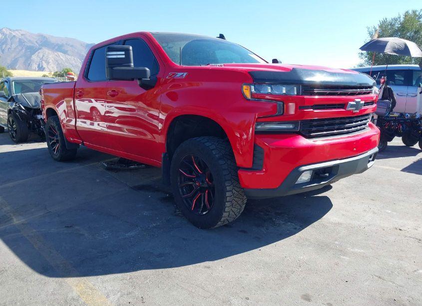 2020 Chevrolet Silverado 1500 4WD SHORT BED RST/4WD STANDARD BED RST (VIN 1GCUYEET7LZ194309) main photo