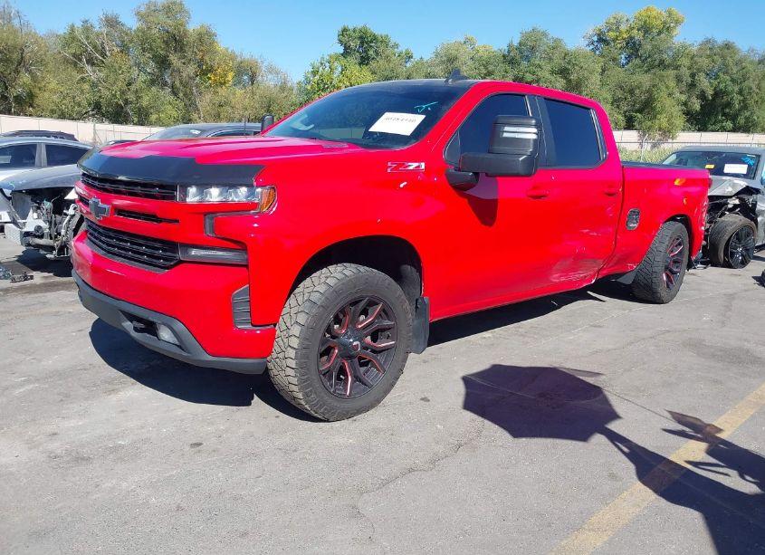Photo 2 of 2020 Chevrolet Silverado 1500 4WD SHORT BED RST/4WD STANDARD BED RST (VIN 1GCUYEET7LZ194309)
