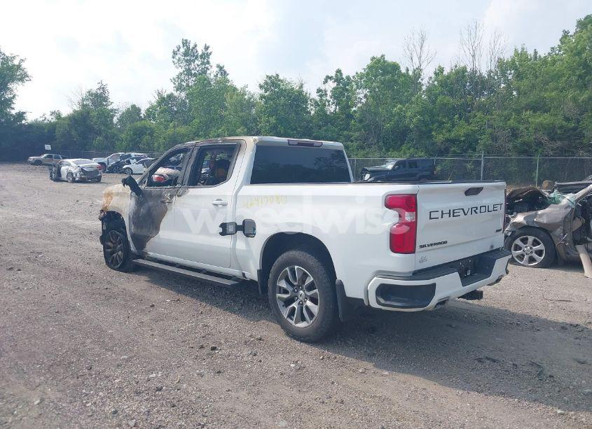 Photo 3 of 2020 Chevrolet Silverado 1500 4WD SHORT BED RST/4WD STANDARD BED RST (VIN 1GCUYEET7LZ377385)