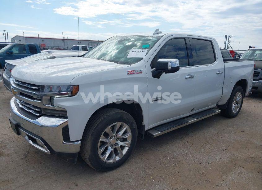 Photo 2 of 2021 Chevrolet Silverado 1500 4WD SHORT BED LTZ (VIN 1GCUYGED1MZ332125)