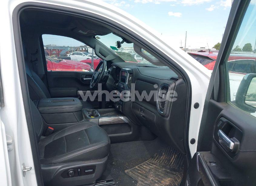Photo 5 of 2021 Chevrolet Silverado 1500 4WD SHORT BED LTZ (VIN 1GCUYGED1MZ332125)