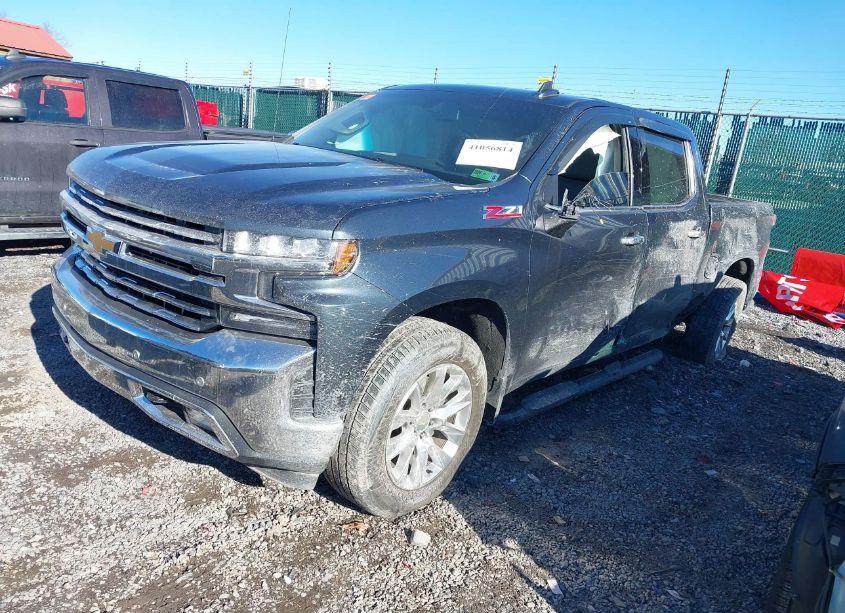 Photo 2 of 2020 Chevrolet Silverado 1500 4WD SHORT BED LTZ (VIN 1GCUYGED3LZ219937)