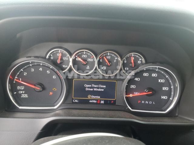 Photo 10 of 2019 CHEVROLET SILVERADO K1500 LT (VIN 1GCUYGEDXKZ185705)