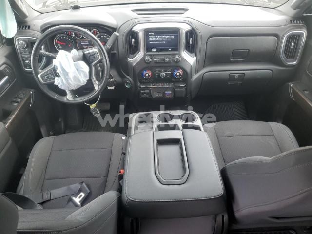 Photo 8 of 2019 CHEVROLET SILVERADO K1500 LT (VIN 1GCUYGEDXKZ185705)