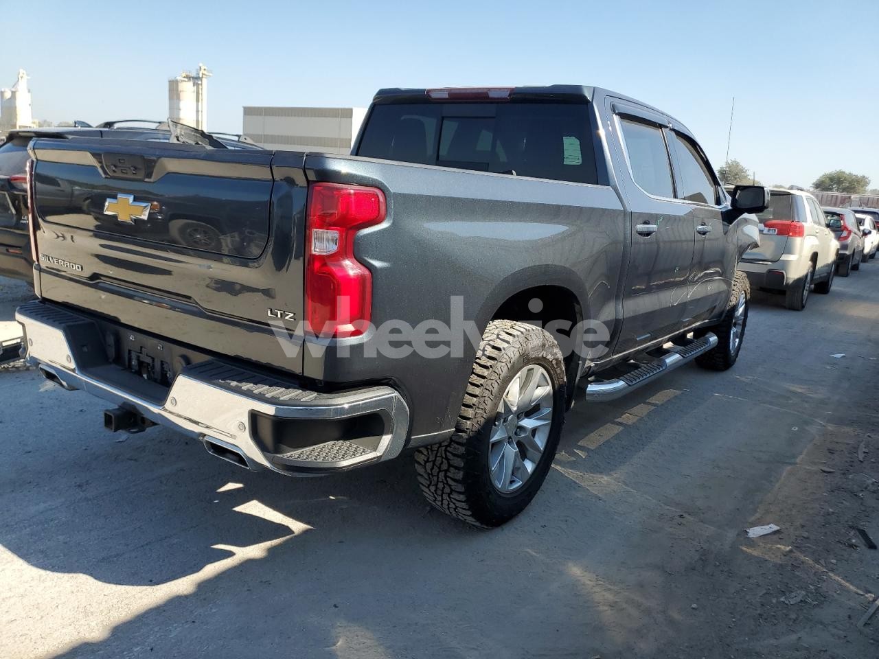 Photo 3 of 2021 CHEVROLET SILVERADO K1500 LTZ (VIN 1GCUYGEDXMZ434149)