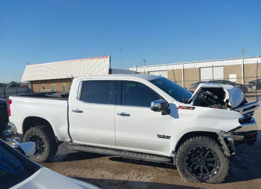 Photo 13 of 2022 Chevrolet Silverado 1500 LTD 4WD SHORT BED LTZ (VIN 1GCUYGEL2NZ109634)