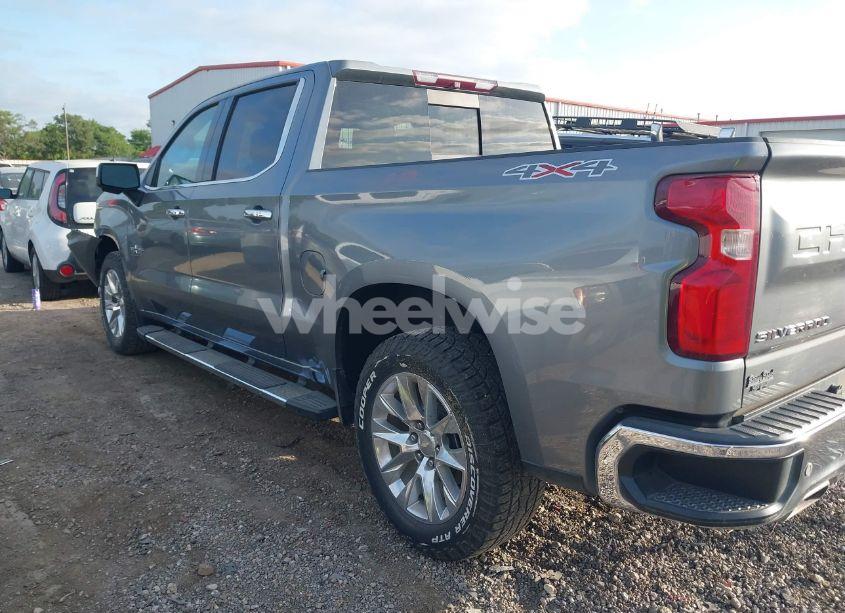 Photo 3 of 2019 Chevrolet Silverado 1500 LTZ (VIN 1GCUYGEL9KZ166327)