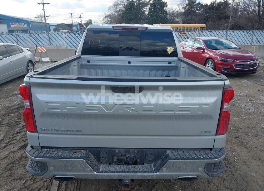 Photo 17 of 2019 Chevrolet Silverado 1500 LTZ (VIN 1GCUYGELXKZ154980)