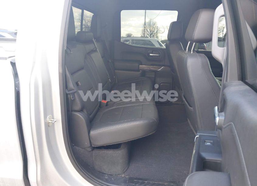 Photo 8 of 2019 Chevrolet Silverado 1500 LTZ (VIN 1GCUYGELXKZ154980)