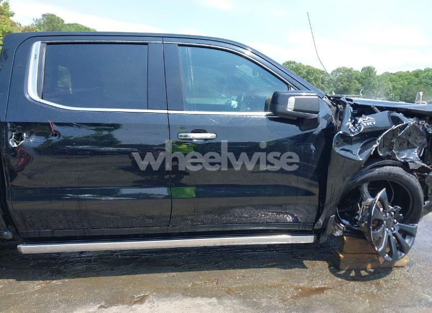 Photo 13 of 2019 Chevrolet Silverado 1500 HIGH COUNTRY (VIN 1GCUYHEL1KZ302309)