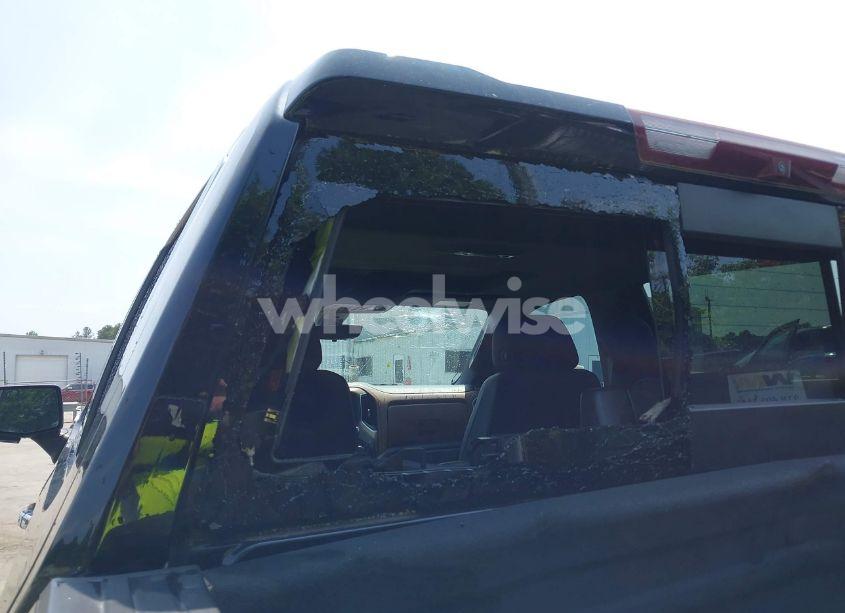 Photo 18 of 2019 Chevrolet Silverado 1500 HIGH COUNTRY (VIN 1GCUYHEL1KZ302309)