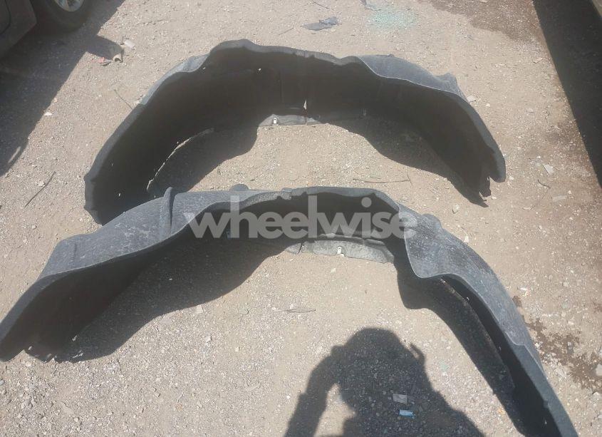 Photo 12 of 2021 Chevrolet Silverado 1500 (VIN 1GCUYHEL3MZ295544)