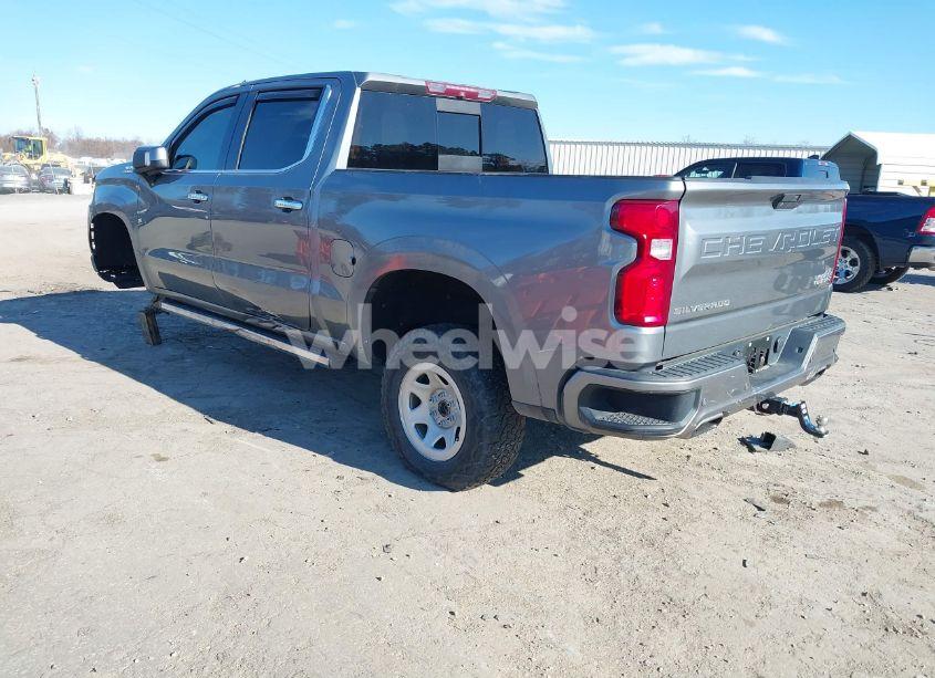 Photo 3 of 2019 Chevrolet Silverado 1500 (VIN 1GCUYHEL5KZ389650)
