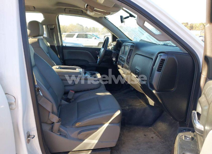 Photo 5 of 2016 Chevrolet Silverado 1500 WT (VIN 1GCVKNEC0GZ217232)